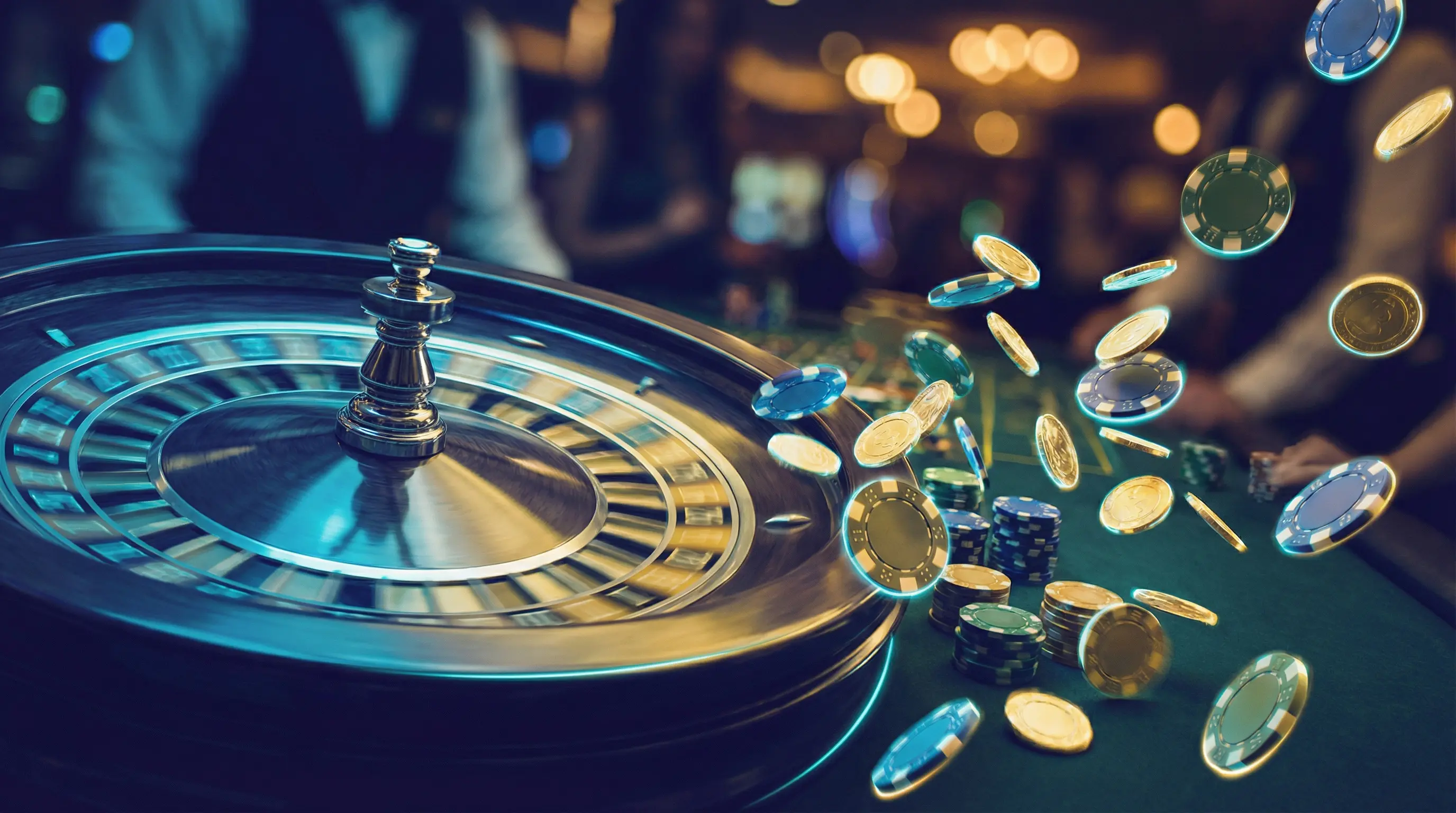 Rulet i poker žetoni u kazinu sa plavim i žutim osvjetljenjem